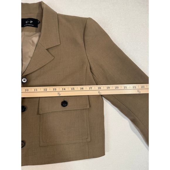 U-P Fashion Cropped Blazer Jacket Tan Two Button Utility Pockets Medium - Picture 5 of 8